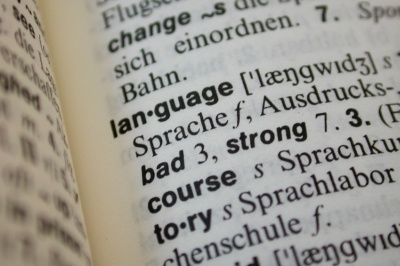 Englisch Übersetzung Elke Hesse stock-photo-36463-have-a-look (c) istockphoto